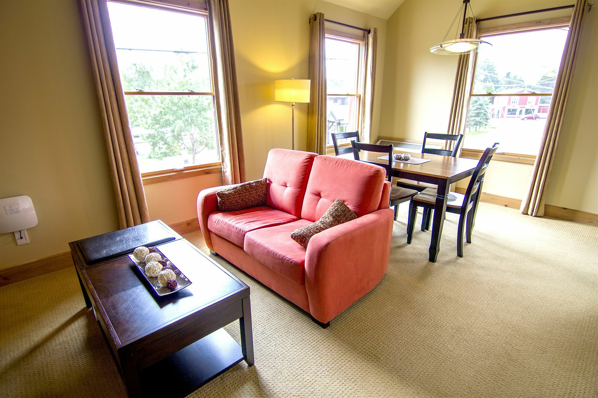 Suites De La Gare - Location Adp Монт-Тремблант Екстериор снимка