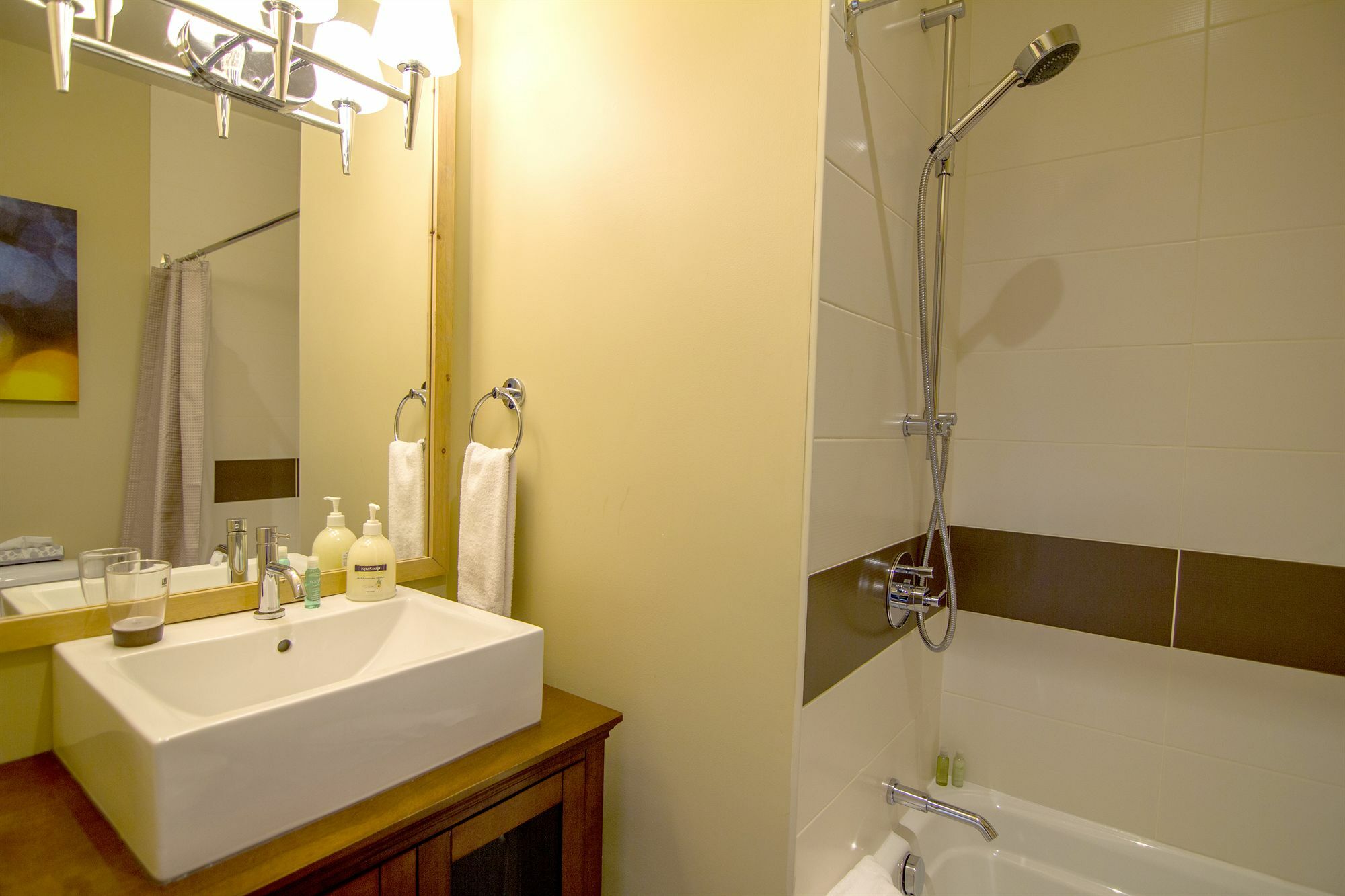 Suites De La Gare - Location Adp Монт-Тремблант Екстериор снимка